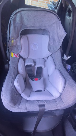 Bugaboo Turtle Air by Nuna con base giratoria