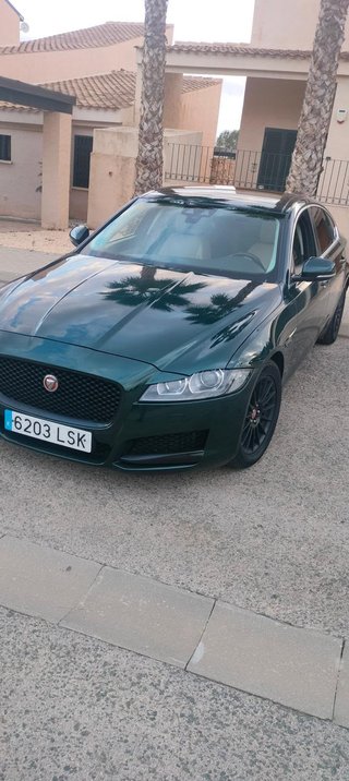 Jaguar XF 2.0D Prestige 180CV 2016