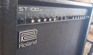 Amplificador Guitarra Roland ST-100DR