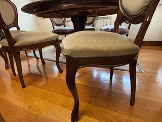 Mesa comedor madera noble y 6 sillas