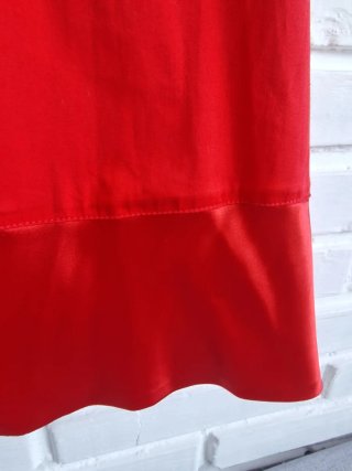 Vestido rojo con tirantes