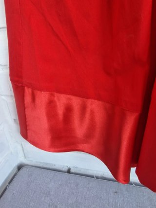 Vestido rojo con tirantes
