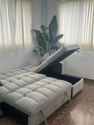 Sofá cama chaise longue gris con arcón!