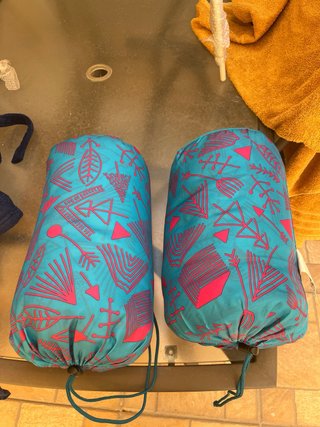 Mochila senderismo 40L + 2 sacos dormir