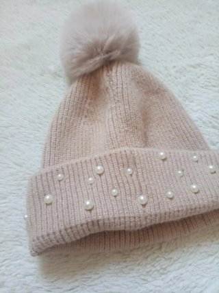 Conjunto Gorro y Guantes Perlas Pompon
