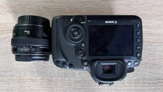 Canon EOS 5D Mark III + Objetivo 50mm