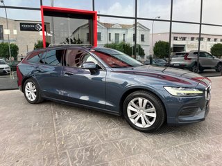 Volvo V60 D3 MOMENTUM 2018