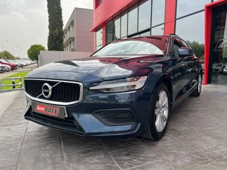 Volvo V60 D3 MOMENTUM 2018