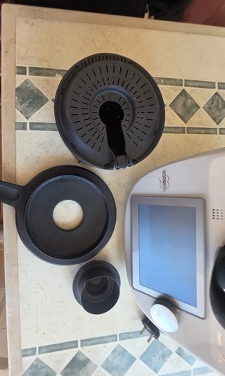 Thermomix TM6 con accesorios y bolsa