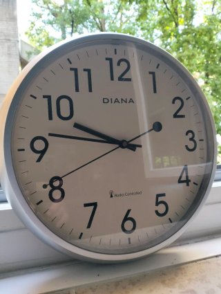 Orologio da parete DIANA Radio Controlled