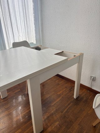 Mesa extensible blanca