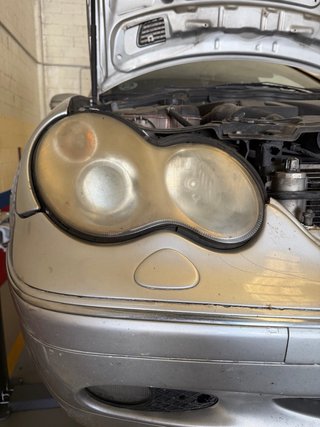 Centralita Xenon Mercedes C320 130732907201