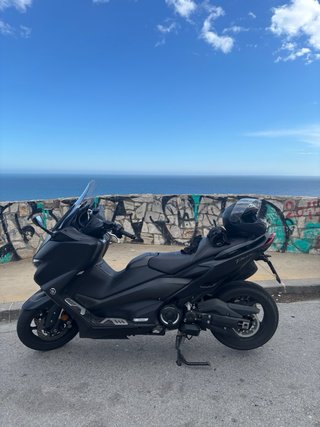 Yamaha T-Max 560 ABS 2020 | 33.000 km | Akrapovic