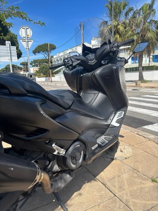 Yamaha T-Max 560 ABS 2020 | 33.000 km | Akrapovic