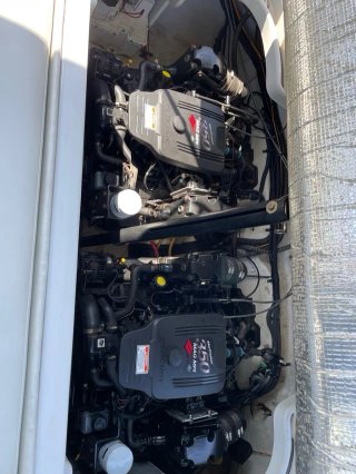 Barco Crownline 315 SCR 2008 · 510h · 9,9m · 600cv
