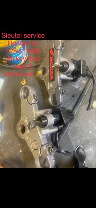 Programación de llave Honda Africa twin  cbr  cb