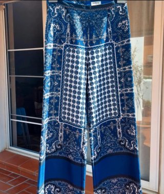 Pantalón ancho estampado mujer