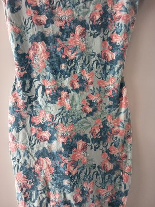 Vestido floreado Pull&Bear