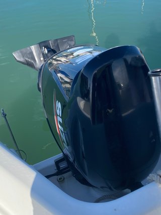 Barco Quicksilver 630 PilotHouse