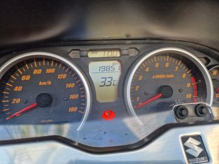 SUZUKI BURGMAN 400