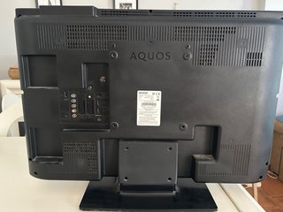 Sharp Aquos 32” LCD - Muy buen estado