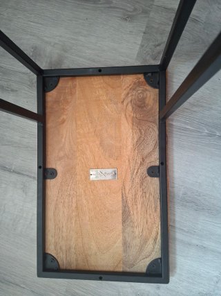Mesa auxiliar diseño madera y metal