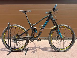 Bicicleta Canyon Strive