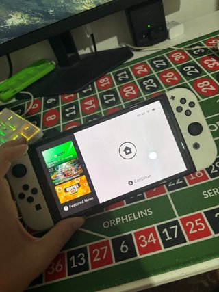 Nintendo Switch OLED Bianca