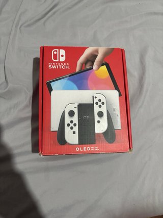 Nintendo Switch OLED Bianca