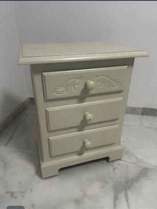 Mesilla noche beige madera (Málaga).