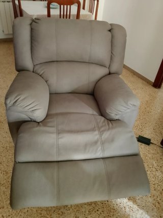 Sillón reclinable de tela marrón claro