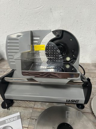 Cortadora de fiambre con motor