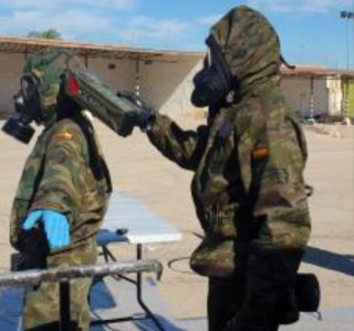 Traje NBQ Camuflaje Ejército Español.