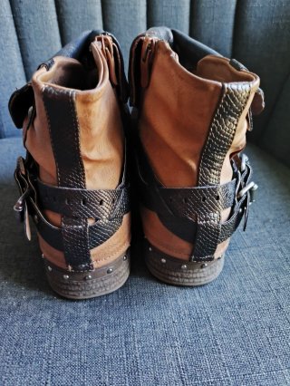 Botines mujer marrones y dorados