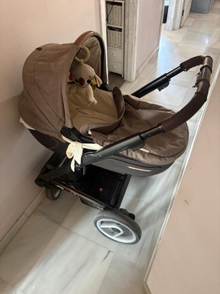Carrito Mutsy iGo con capazo