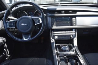 Jaguar XF R-SPORT