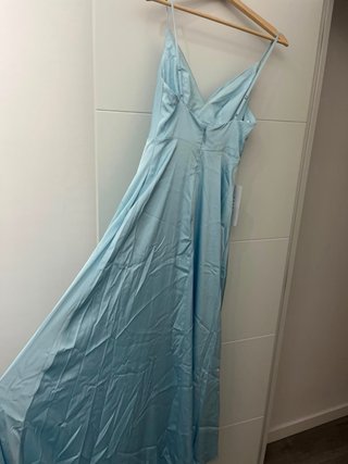 Vestido largo satén azul cielo Azazie sin estrenar