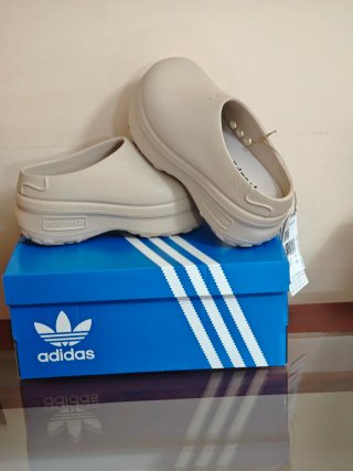 Zapatillas Adidas Beige