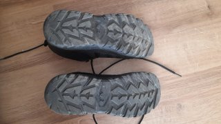 Botas de montaña negras talla 45