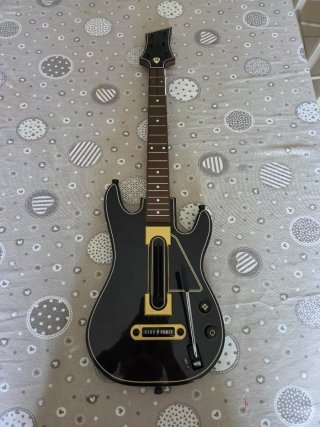 2 Chitarre Guitar Hero Wii U