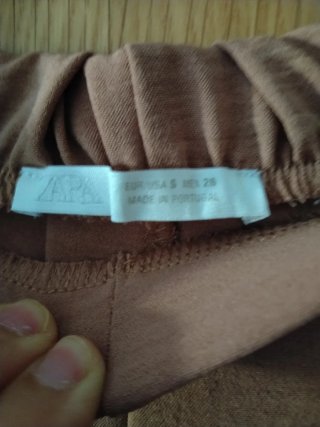 Pantalón Zara Talla S Color Nude