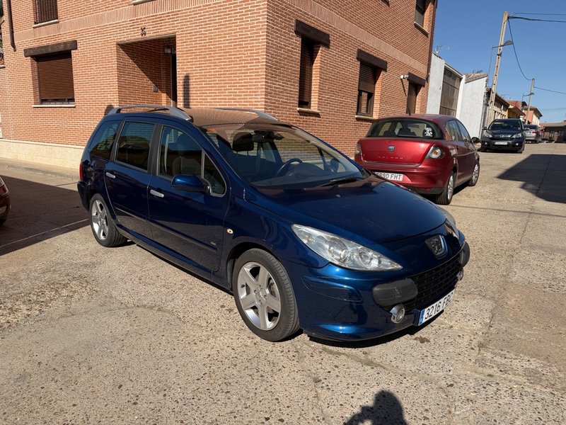 Peugeot 307 2007 - foto 1