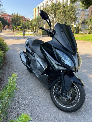 Kymco Xciting 400i Maxi Scooter