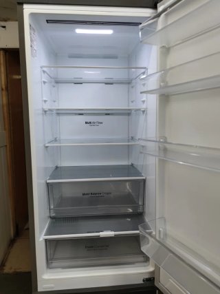 Nevera LG Inox clase D 203x60cm no Frost garantia