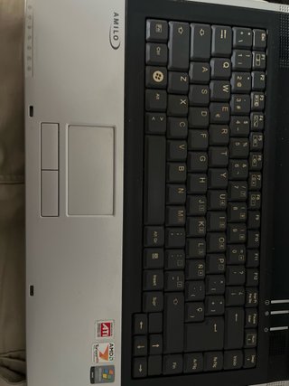 Fujitsu Siemens Ordenador (Reparable)