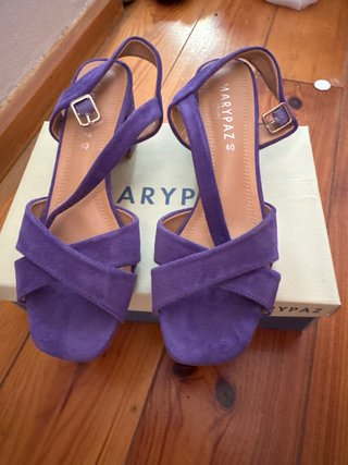 Sandalias MARYPAZ moradas talla 40