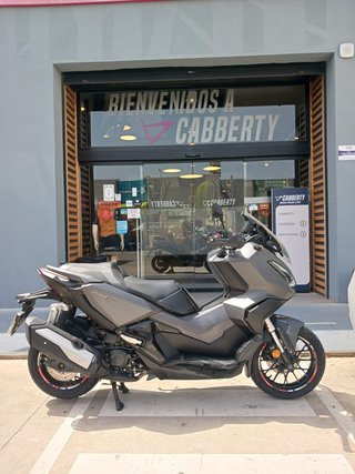 Honda ADV 350 Maxi Scooter Gris/Negro