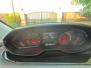 Peugeot 208 2014