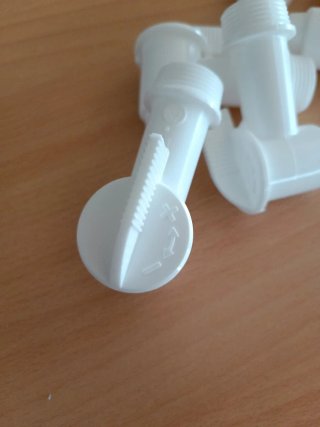 Grifo plástico 3/4 para bidón