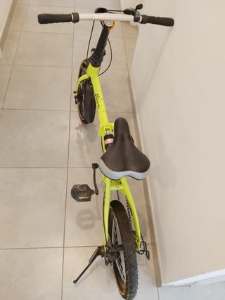 Bicicleta plegable color verde